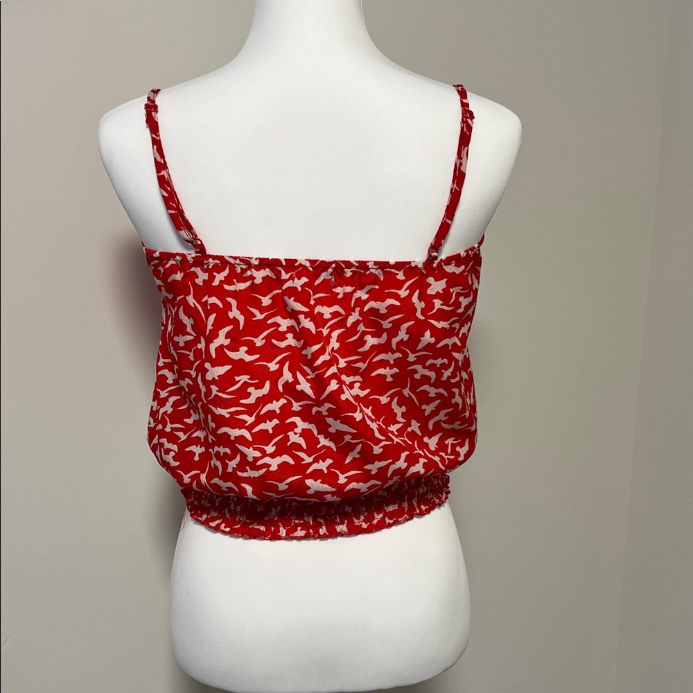 Bird Patterned Sleeveless Blouse - Picture 3 of 3